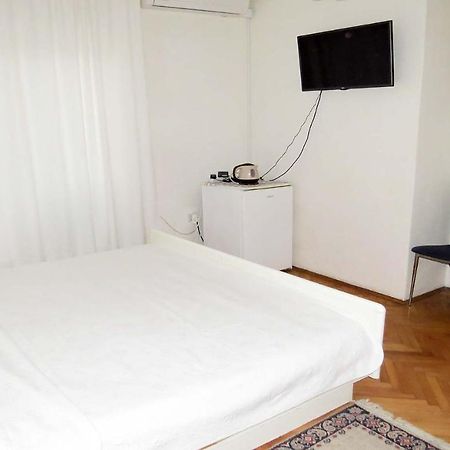 Rooms N&M Baska Voda Ngoại thất bức ảnh