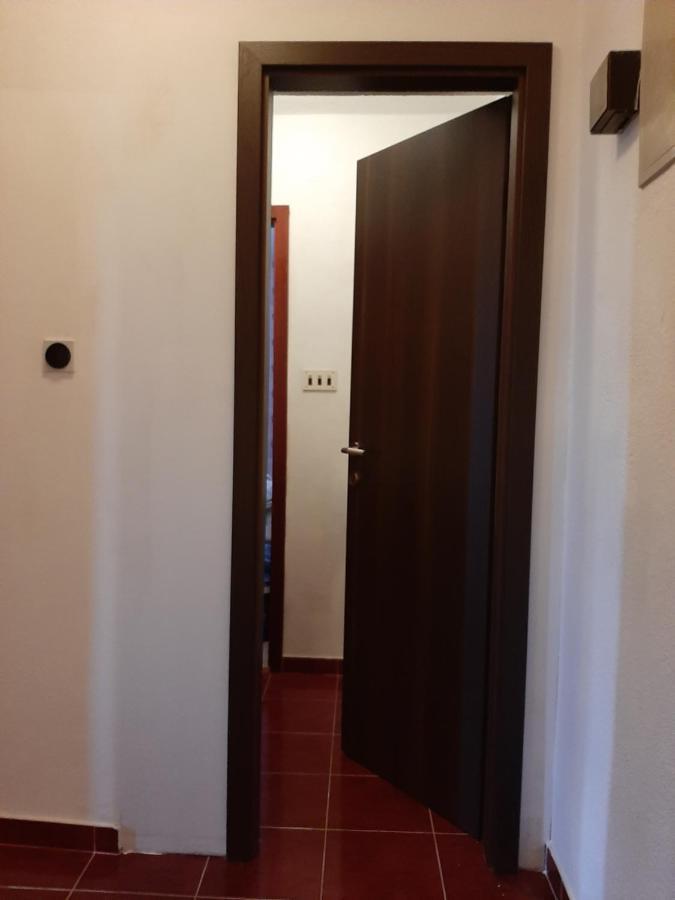 Rooms N&M Baska Voda Ngoại thất bức ảnh