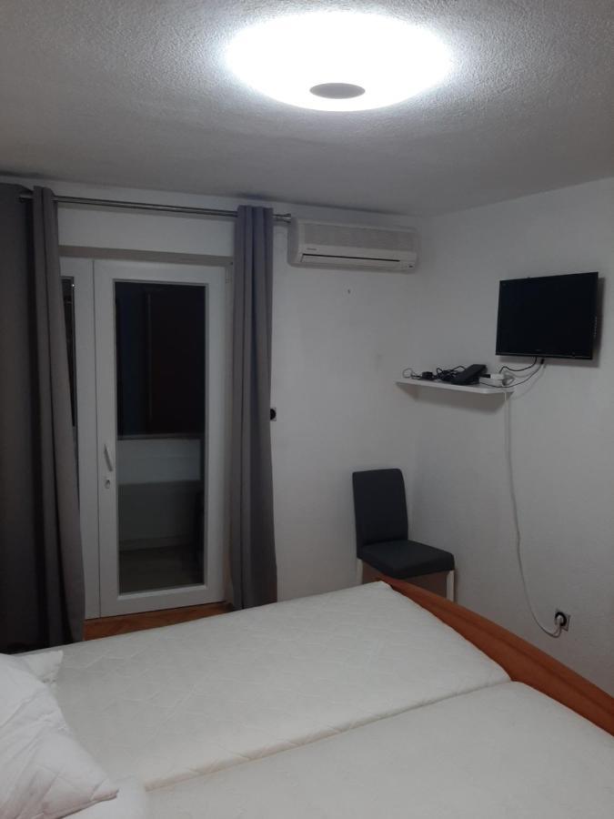 Rooms N&M Baska Voda Ngoại thất bức ảnh
